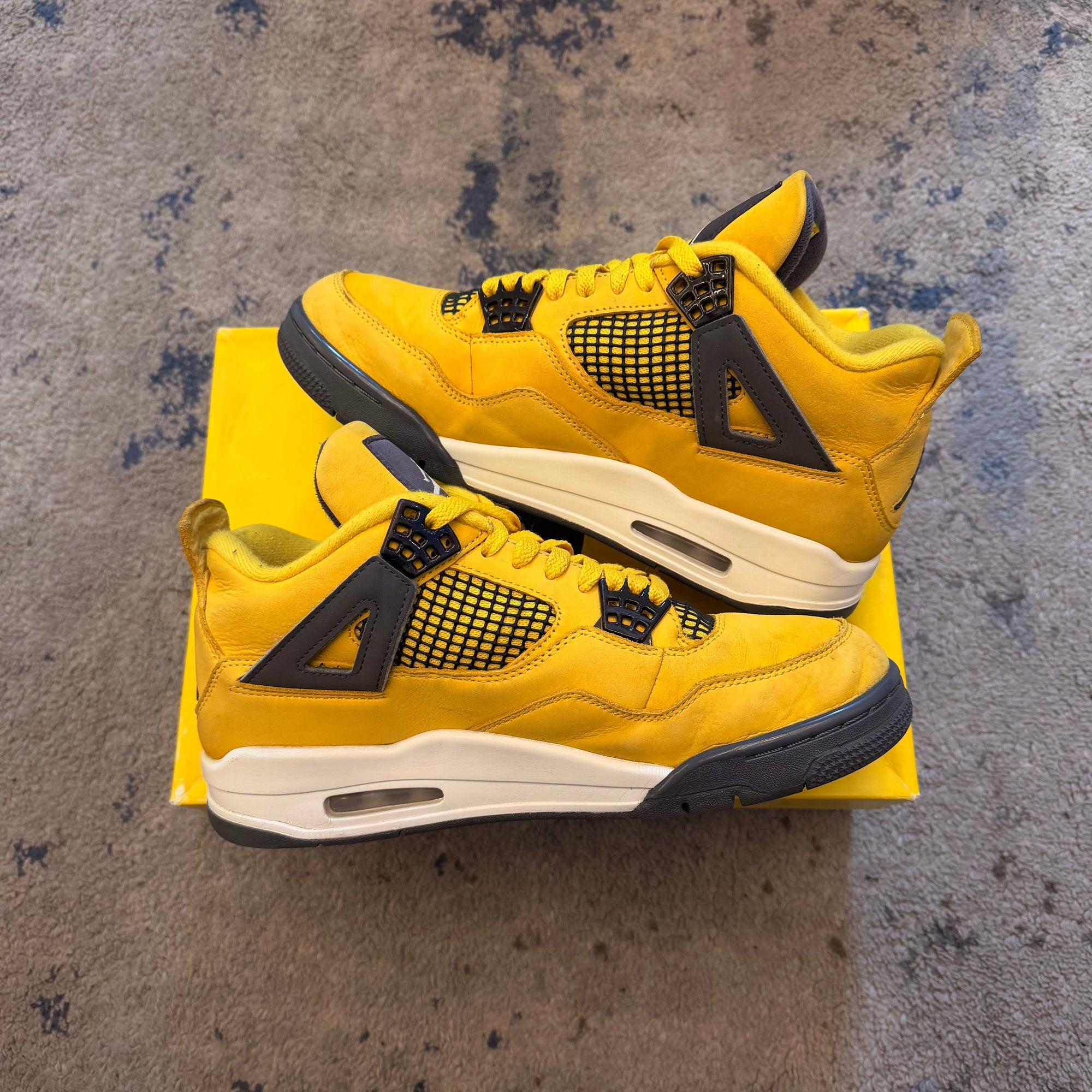 Jordan 4 Retro Tour Yellow USED