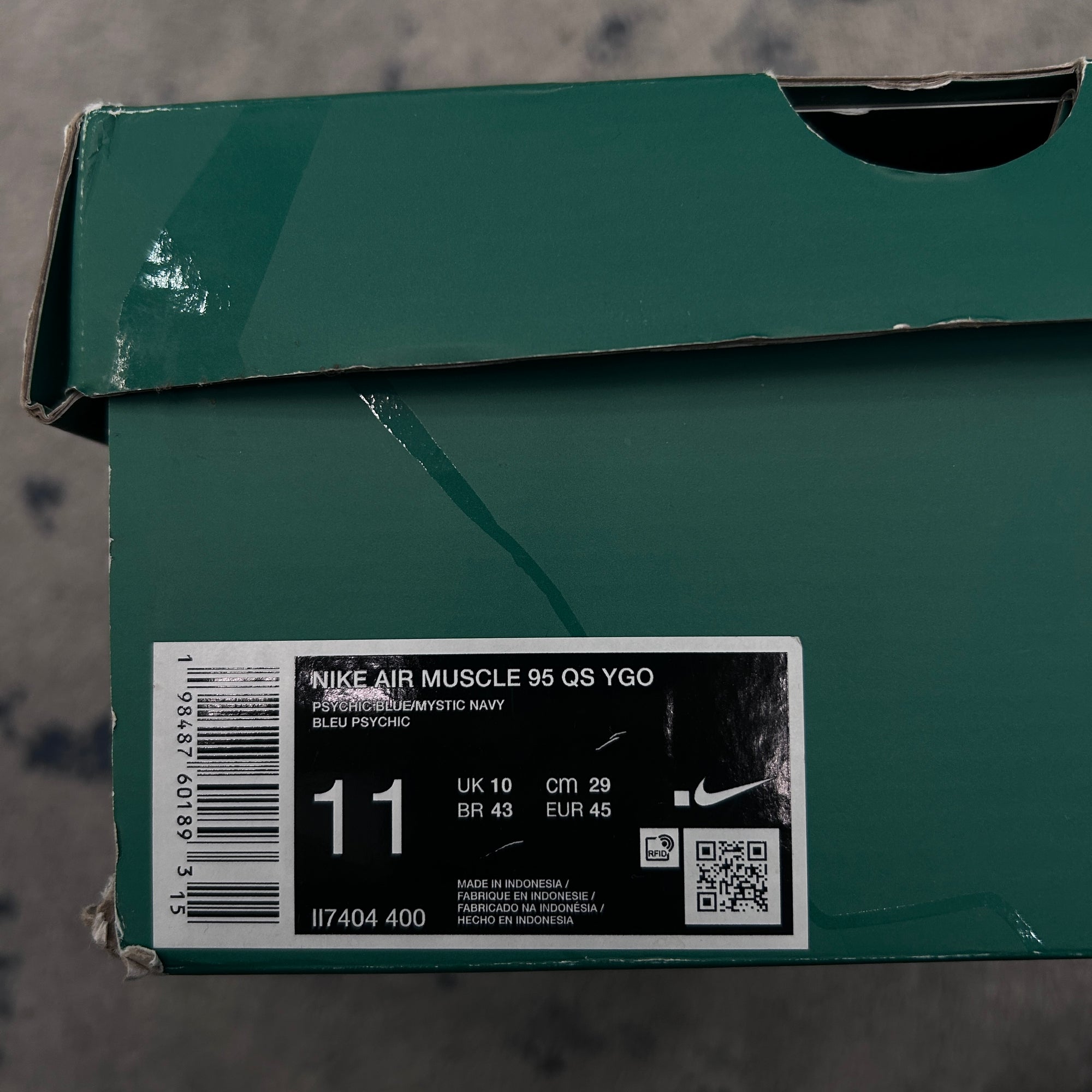 Nike Air Max Muscle 95 Yu-Gi-Oh!
Joey (with promotional card)