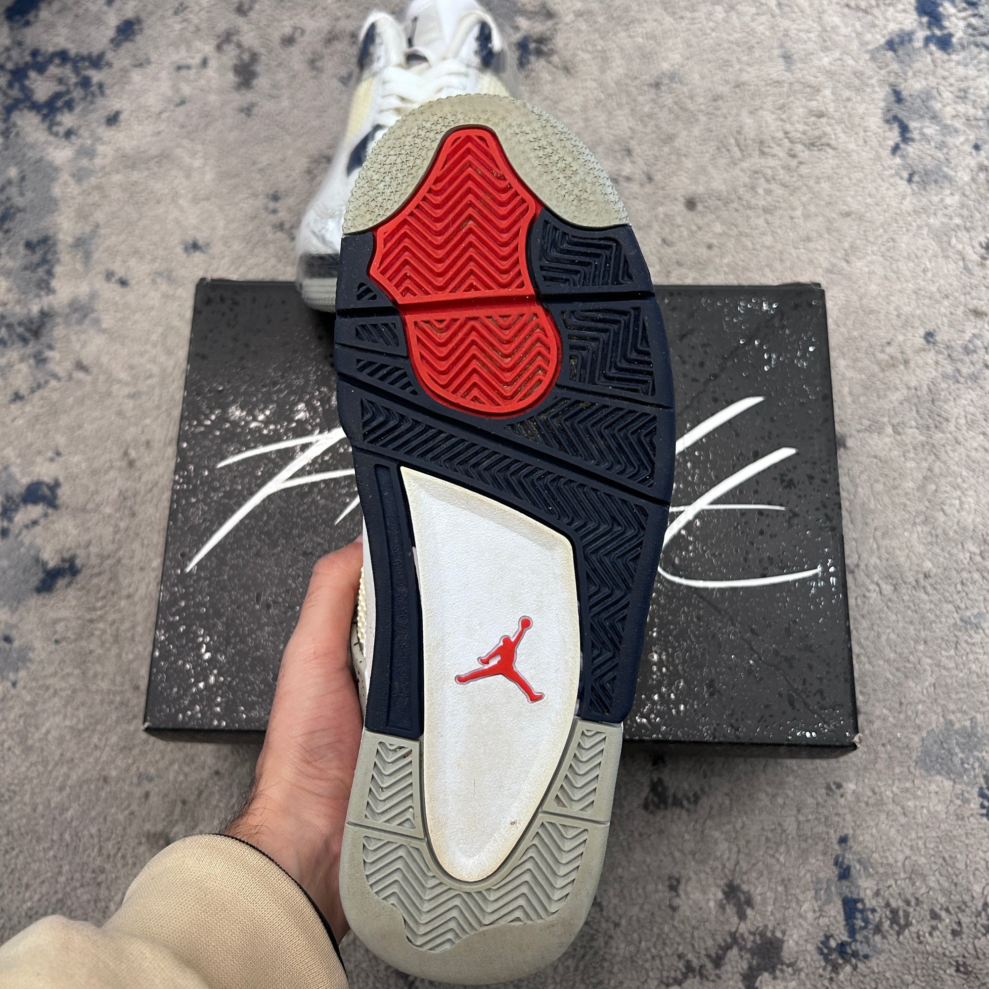 Air Jordan 4 Midnight Navy 9/10