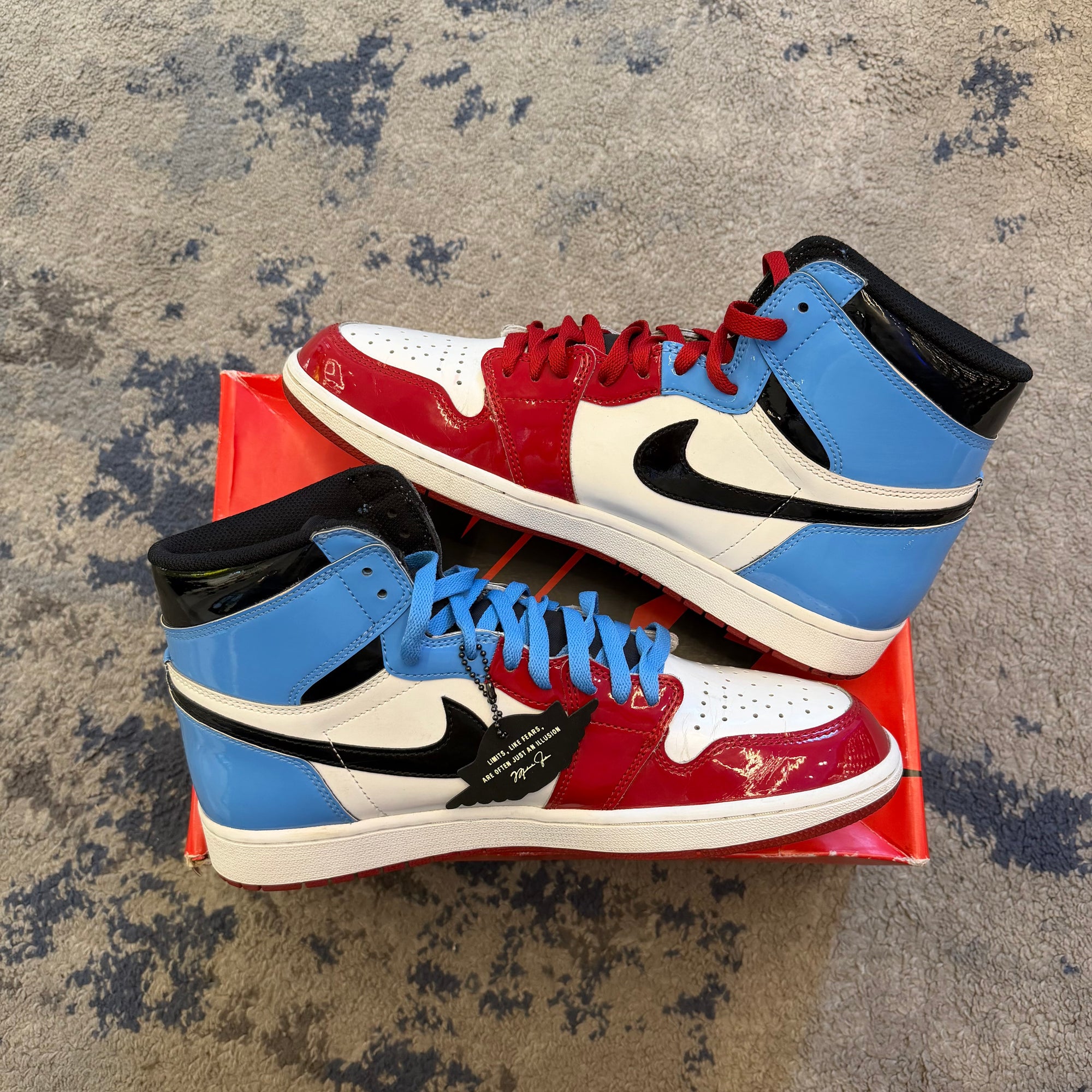 Jordan 1 Retro High Fearless UNC Chicago USED