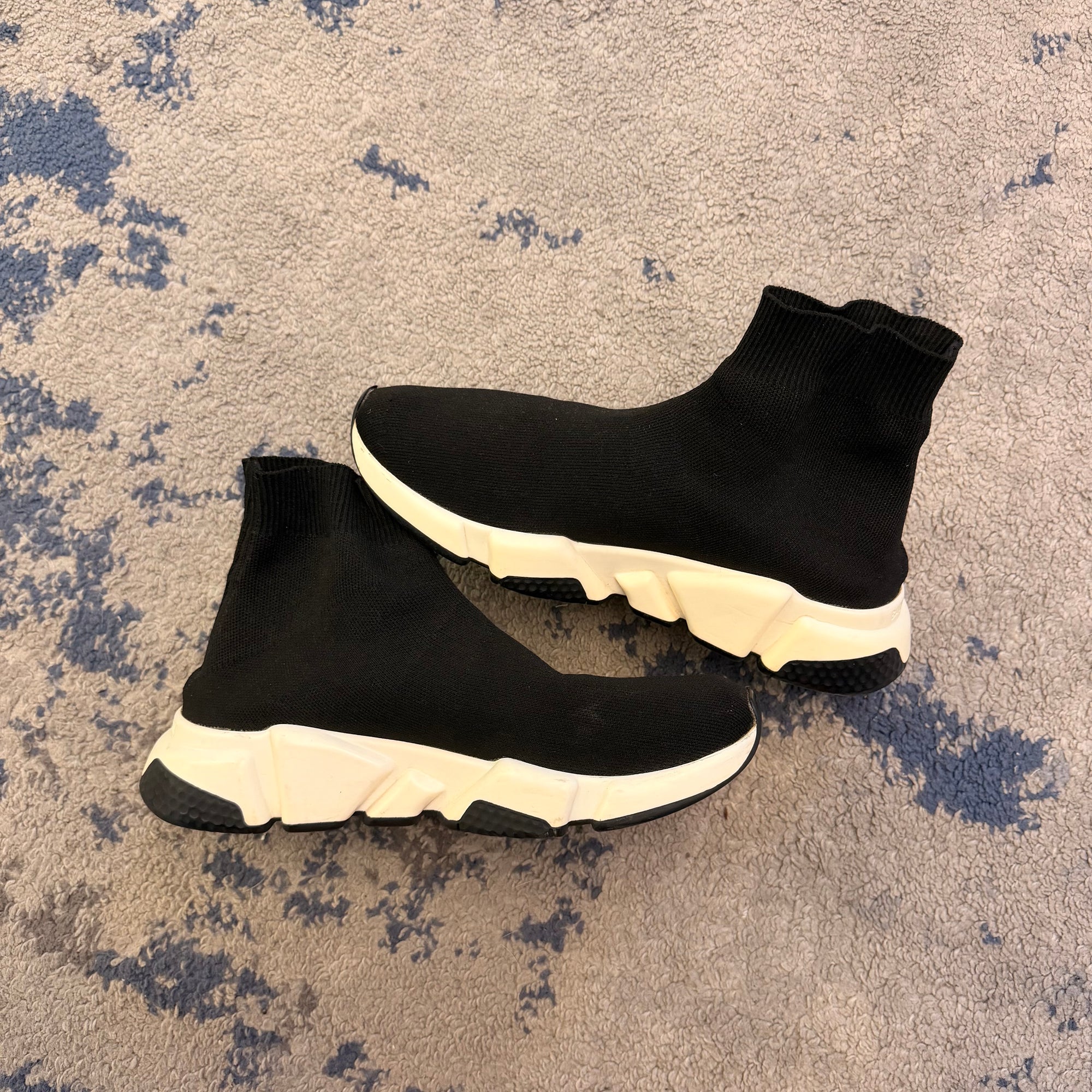Balenciaga Speed Trainer USED