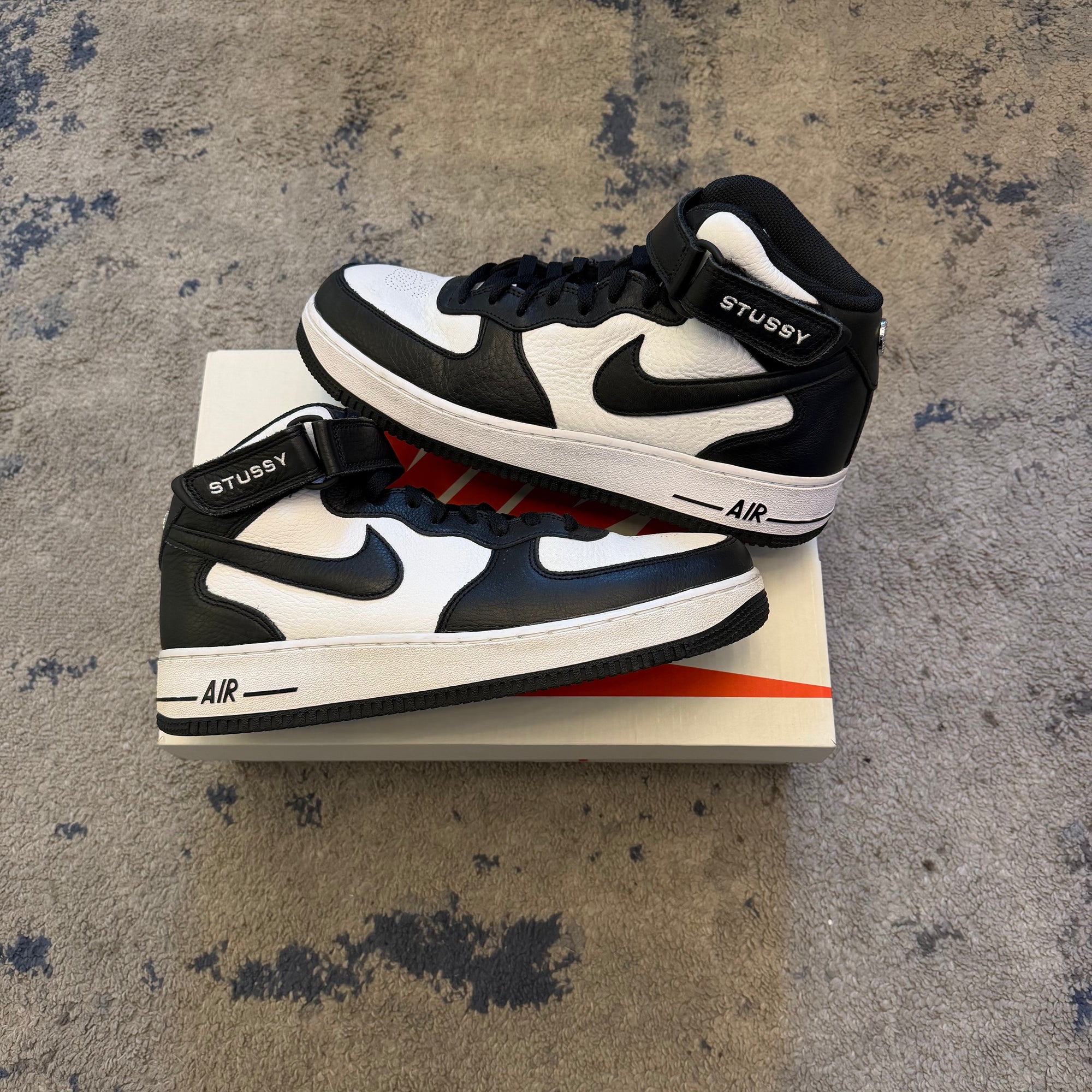 Nike Air Force 1 Mid Stüssy 44,5 USED