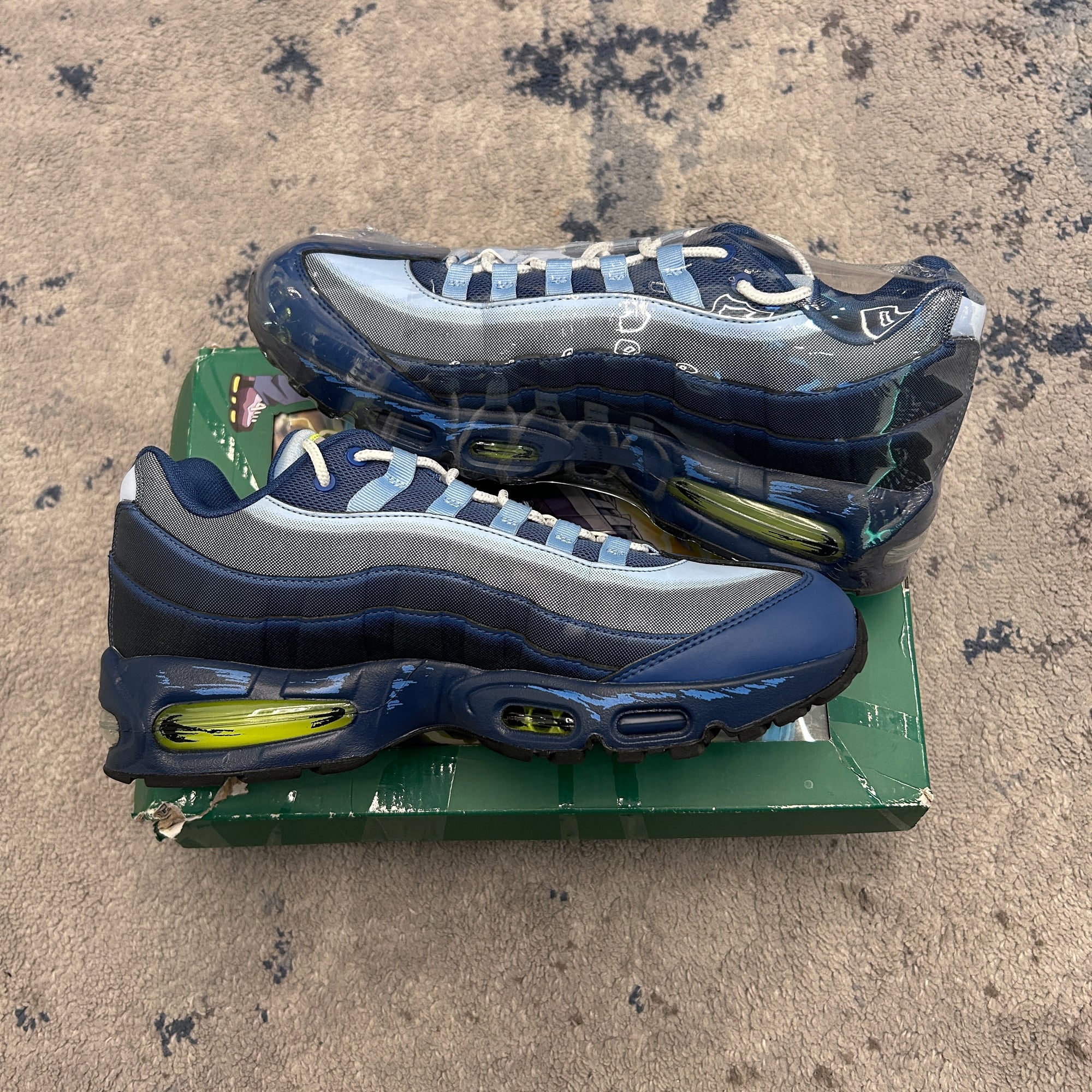 Nike Air Max Muscle 95 Yu-Gi-Oh!
Joey (with promotional card)
