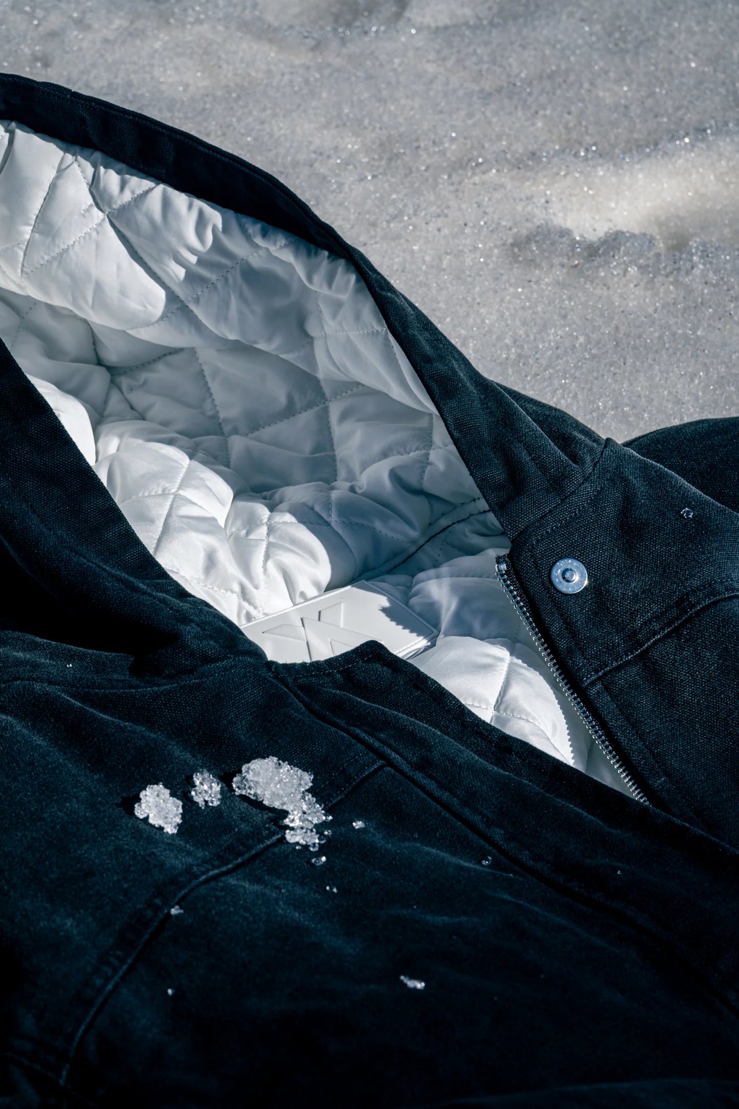 Analogy Studios The Perfect Bomber Black