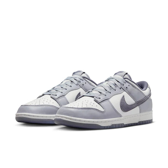 Nike Dunk Low SE Light Carbon