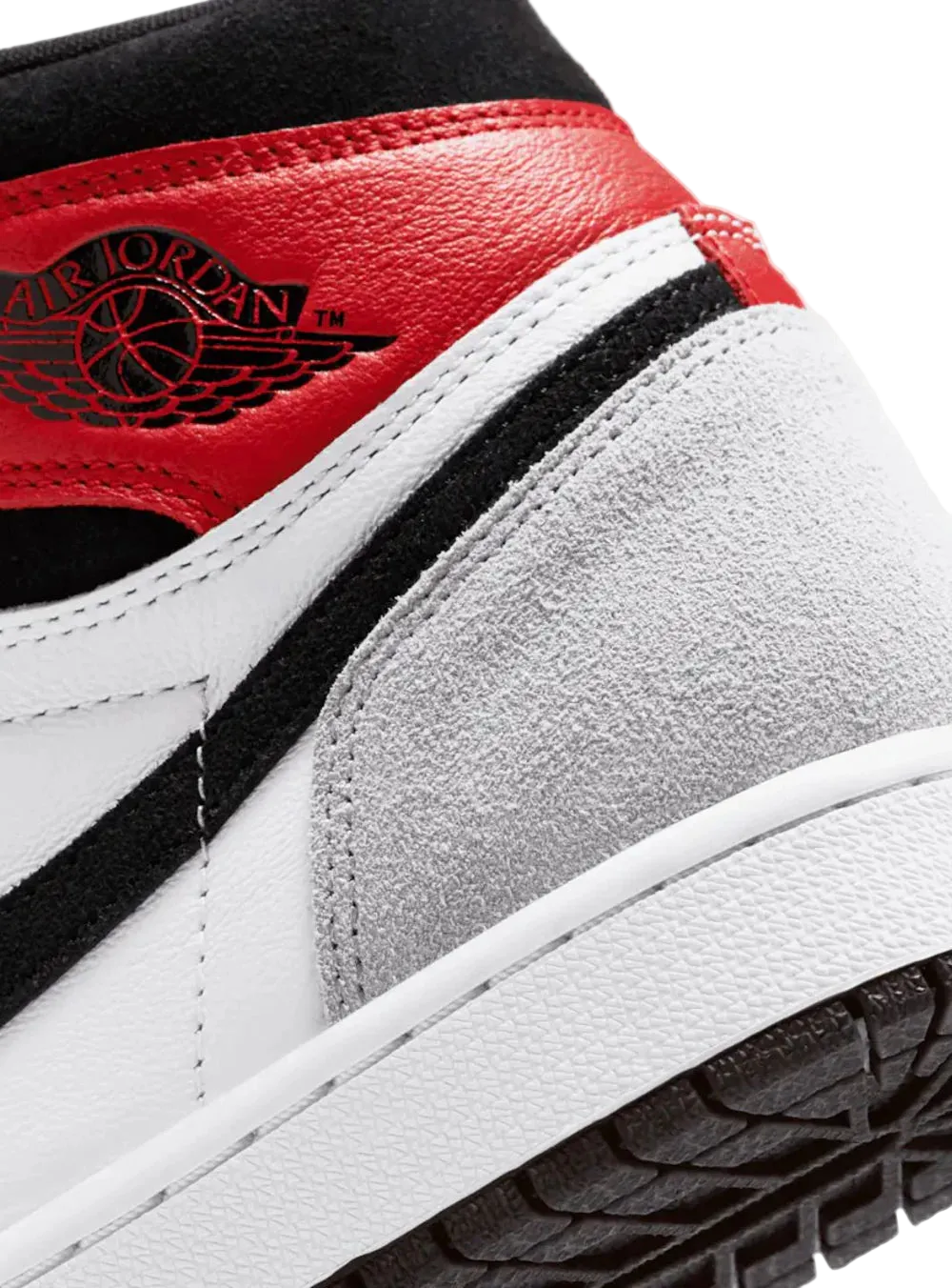 Air Jordan 1 Retro High Light Smoke Grey